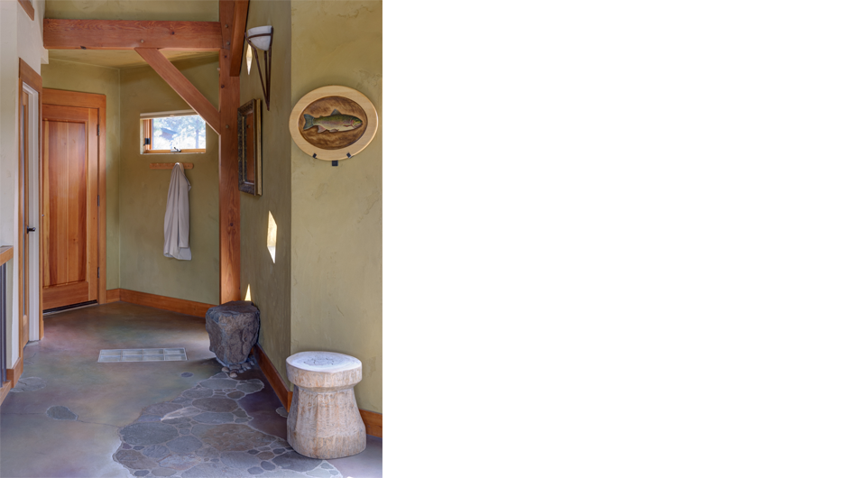 Environmentally friendly, contemporary home design - Entry